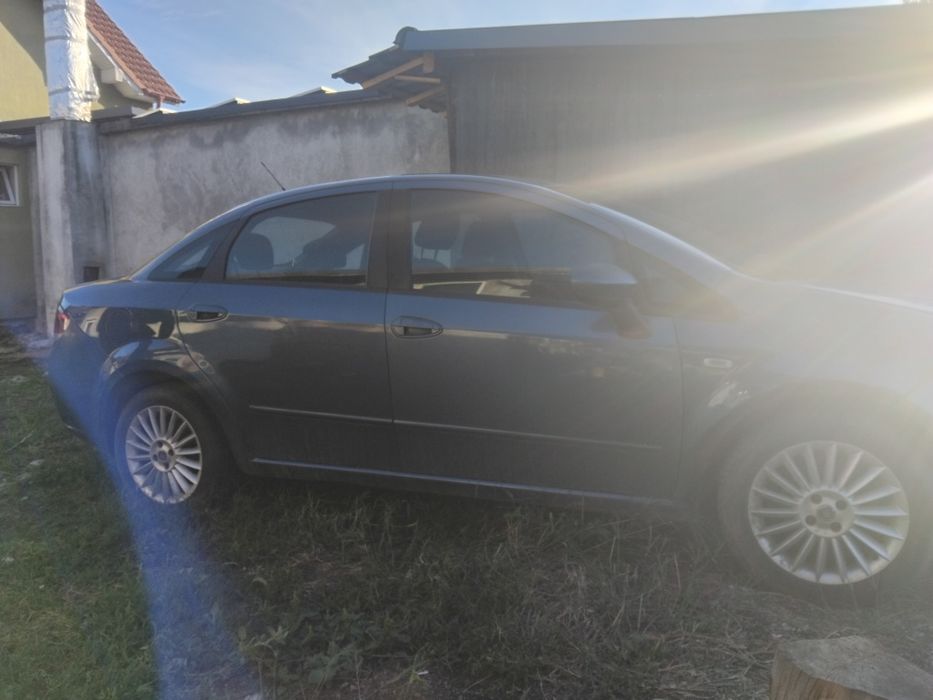 Fiat linea vand sau dezmembrez