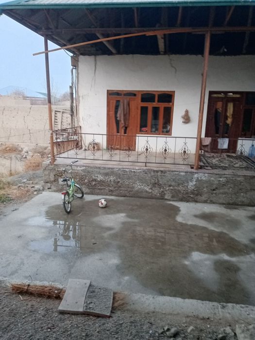 Tayyor Hovli sotiladi.