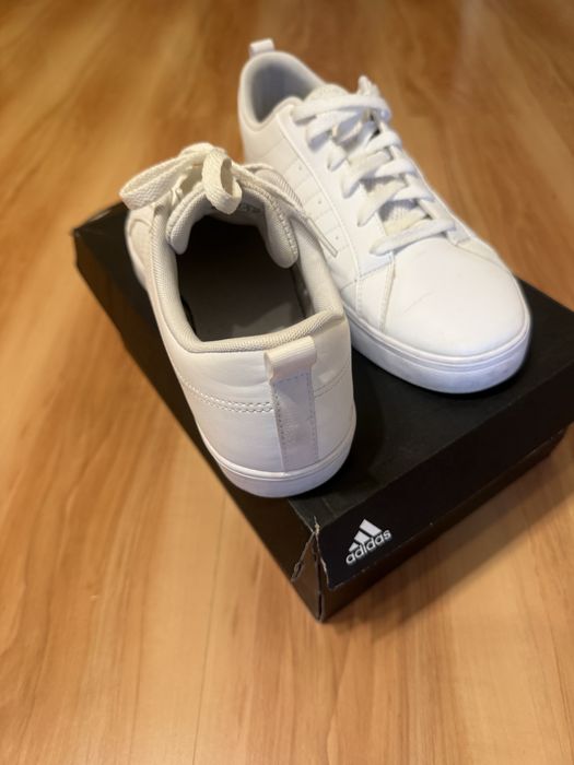 Маратонки Adidas No 42 2/3