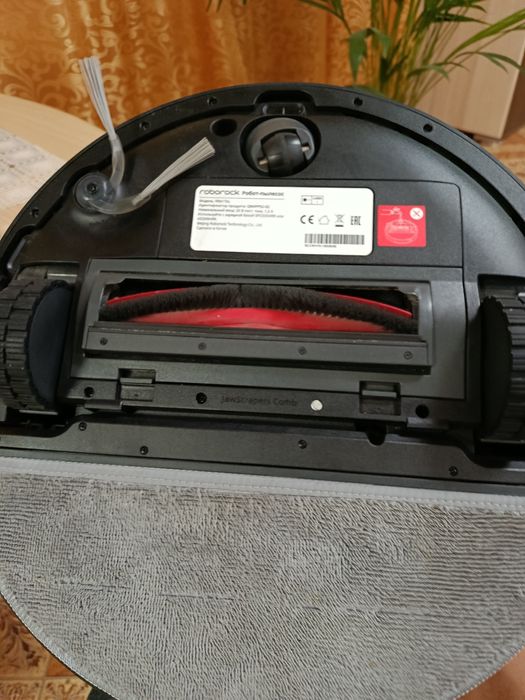 Робот пылесос продам