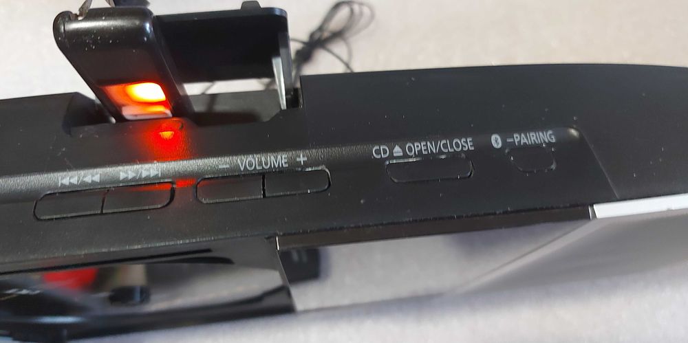 Panasonic SC-HC49 CD/MP3/USB/Bluetooth/Docking iPhone lightning