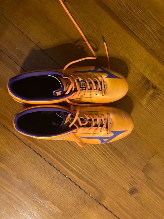 Бутонки Mizuno Basara 001 + подарък