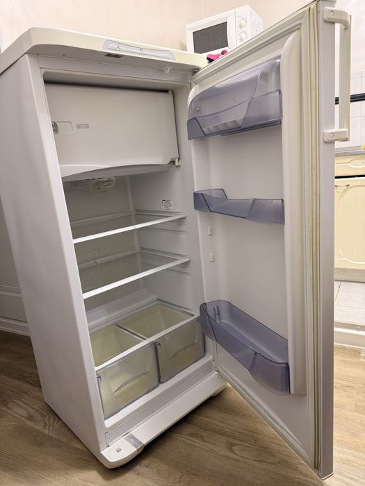 Холодильник Бирюса 237