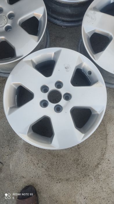 Диски на опел зафира r16