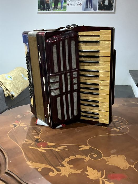 ACordeo  de Vanzare !!!