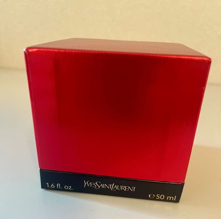Крем Yves Saint Laurent Or  Rouge Crème Essentielle