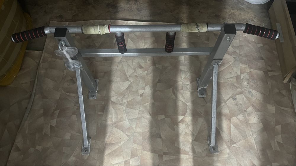 Продам турник качественный