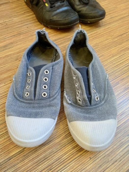 Продам кроссовки.