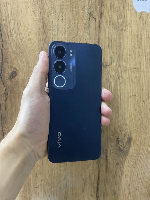 Продам Vivo Y19s в идеальном состаяние