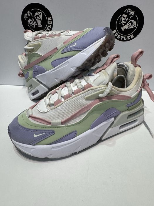 Маратонки NIKE AIR MAX FURYOSA . Номер 38.5