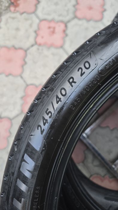 michelin  R20  bmw i5  front/rear