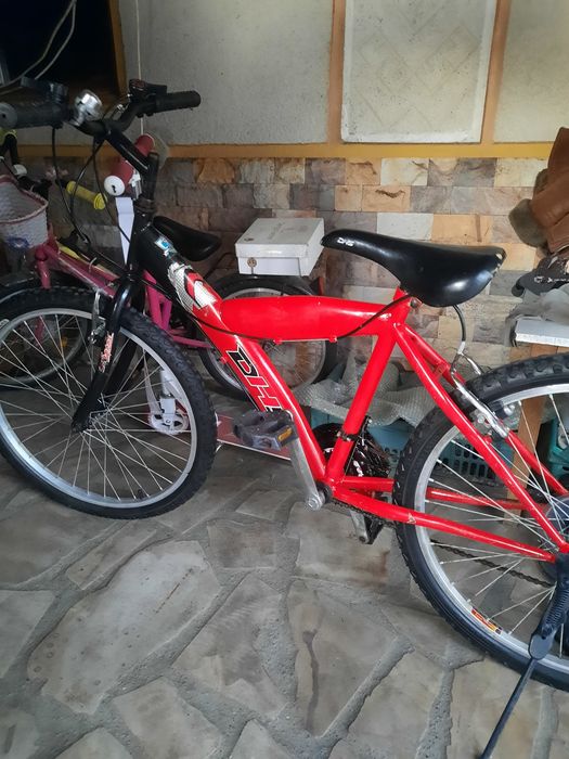 Vand bicicleta si scaun autopt copii și bicicleta