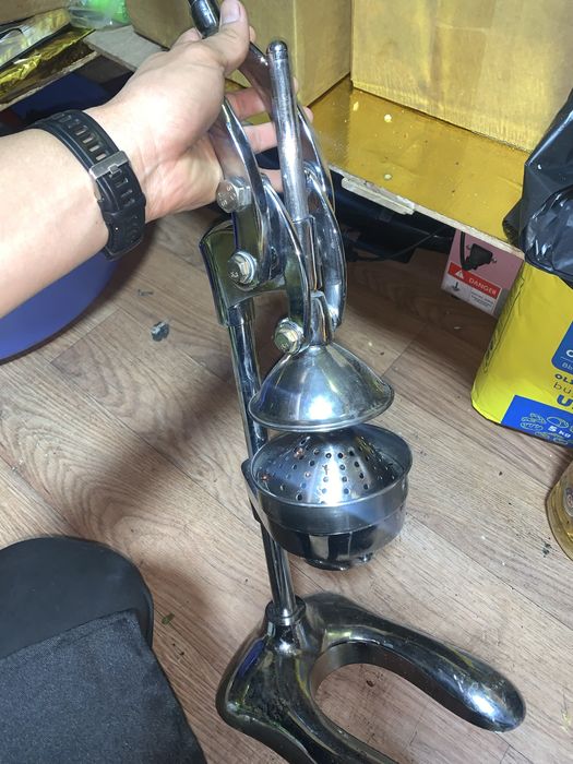 Попкорн ва пахта канд сотилады шарбат сикувчи