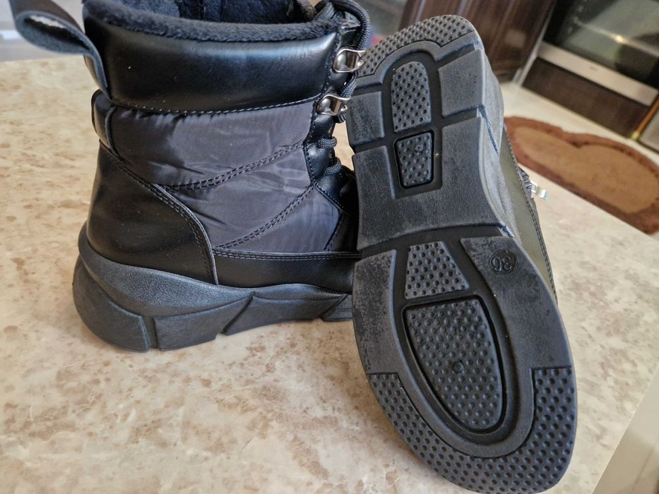 Зимни дамски боти