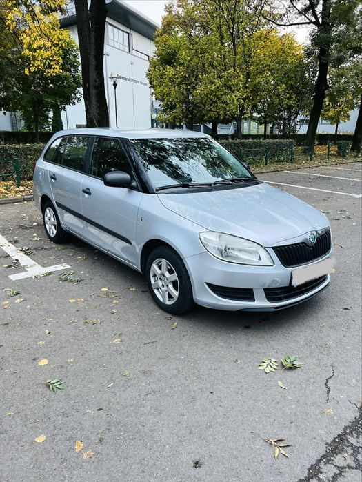 SKODA Fabia 2011 — imagine 2