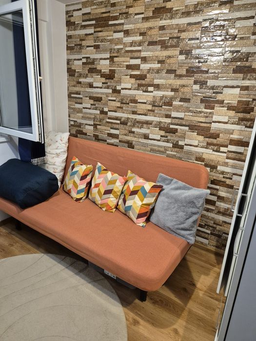 Apartament 3 camere  Aleea Vergului Bl 18 , sect 2