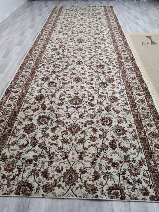 Продам ковёр 5,80*2