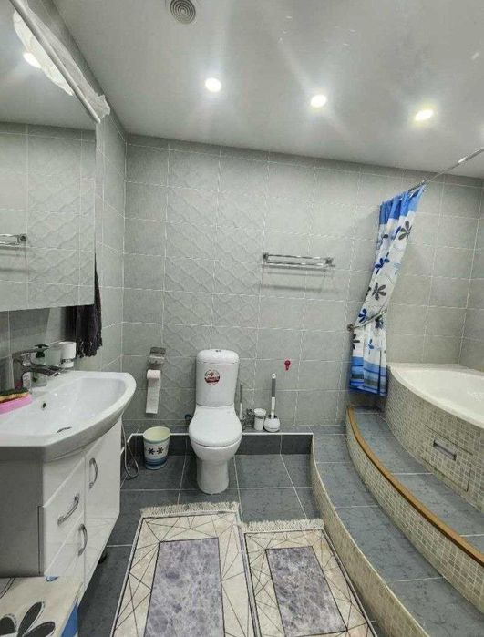 Сдаётся квартира в Яккасарайском районе**