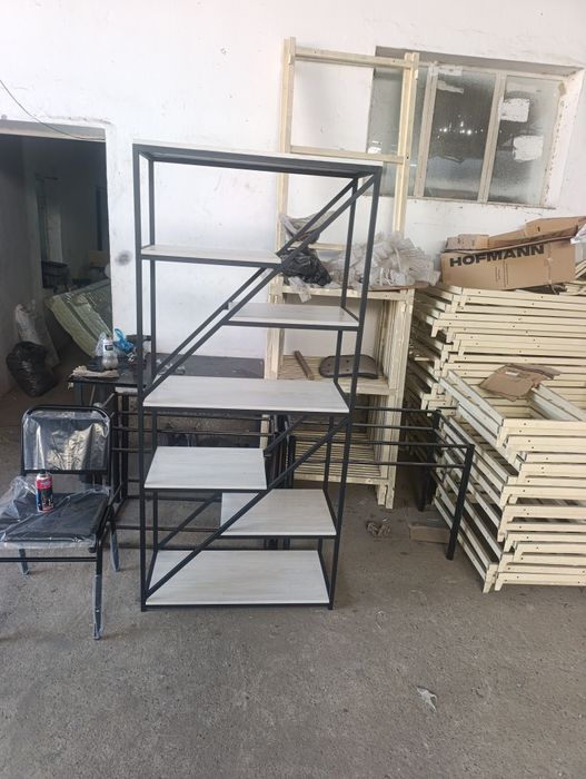 Loft shkaf ishlab chiqaruvchi lardan 800000