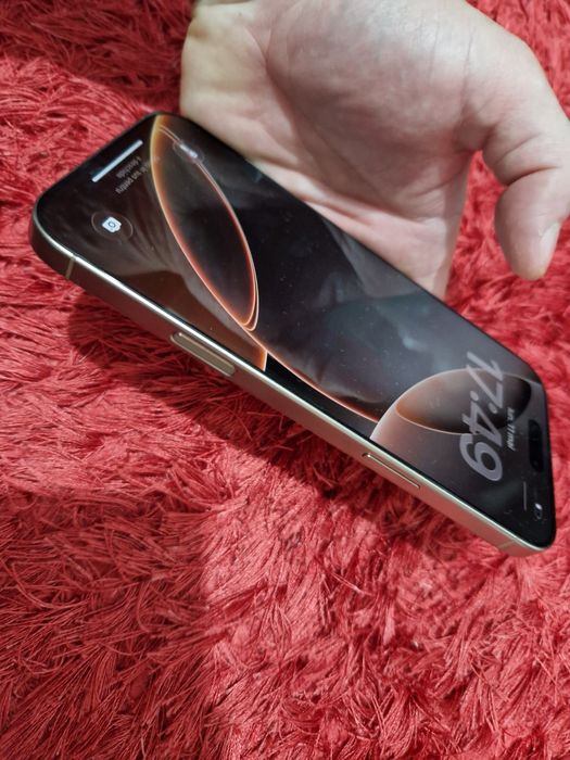 -Iphone 16Pro Max, ca Nou, 256Gb, 8Ram Desert Titanium ireprosabil Bat-97%-253 cicluri incarcare nici un semn de uzura doar telefonul poze reale