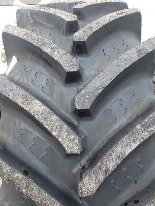 cauciucuri noi 650/75 R32 BKT AGRIMAX de COMBINA cu garantie CLASS