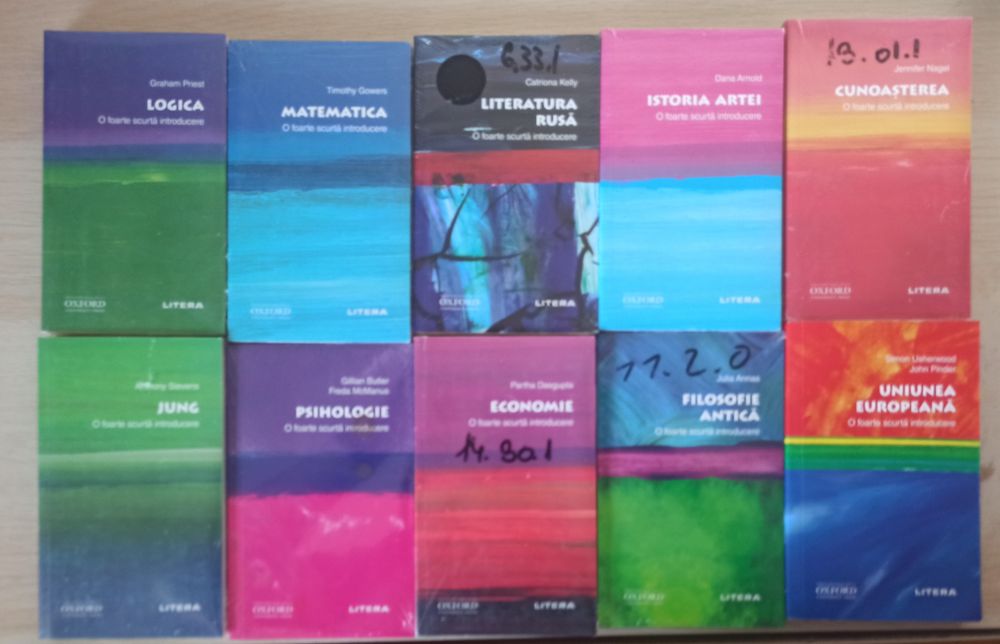 Colectie completa carti "O foarte scurta introducere" - Oxford Press (lichidare biblioteca)