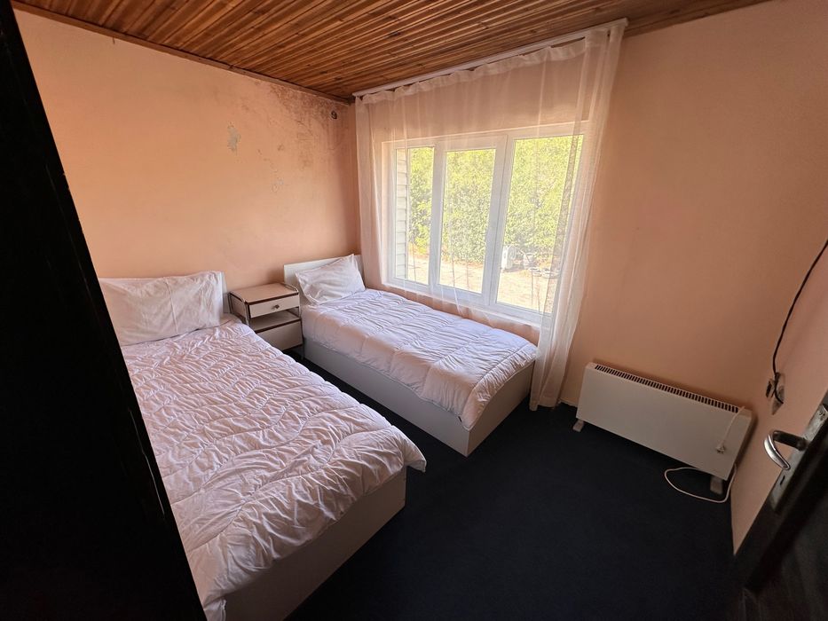 Дава се под наем Къща в Перник, Изток - 360 кв.м за 280.5 € - Снимка #4