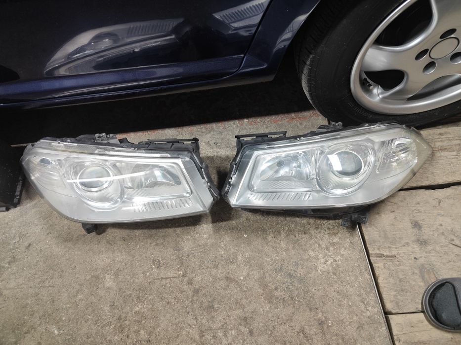 Фарове за Renault Megane 2