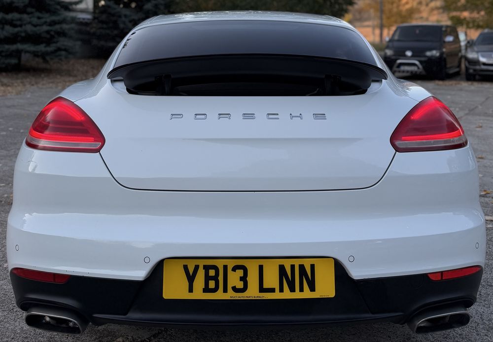 Porsche Panamera FaceLift - 2015 - 3.0 Diesel V6 - 250 Cai Putere - FullLed - Xenon - Automata - 8PDK - Acte la zi - Carte intreaga - Iteprosabila -