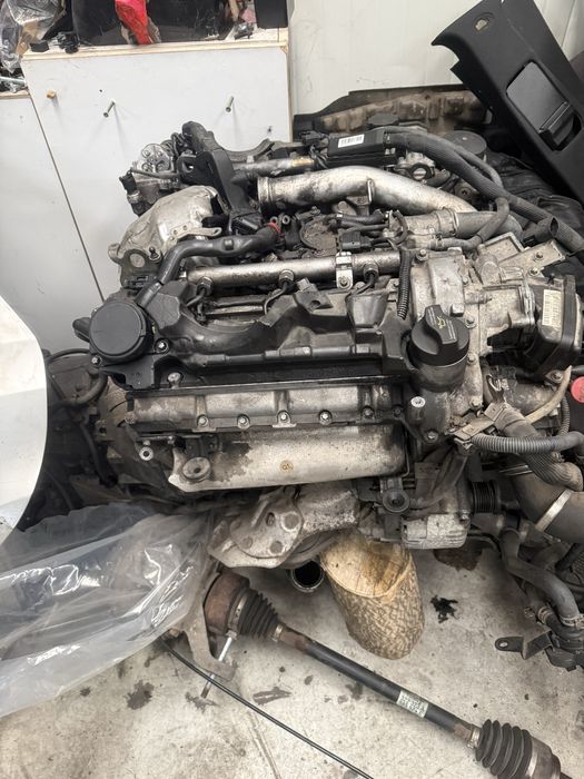 Двигател Mercedes Мерцедес Ml Мл W164 280cdi 190кс 140kw OM642