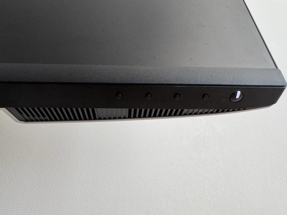 Dell S2422HZ – 24″ IPS монитор с Full HD камера, USB-C и 65W зареждане – като нов