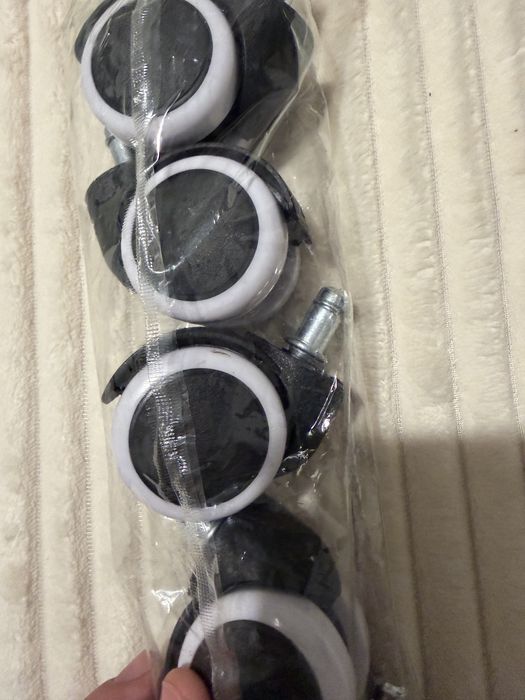 Vand 5 roti noi scaun birou