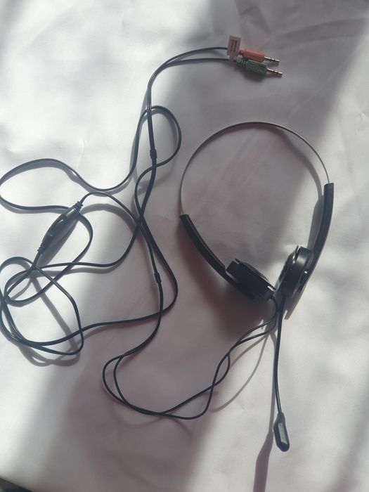 Наушники проводные Genius