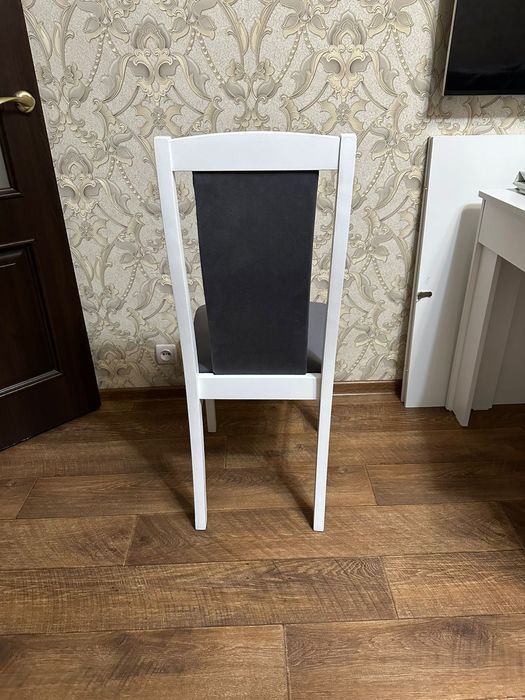 Продам стулья 6шт