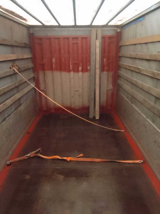 бортовой кузов - будка.