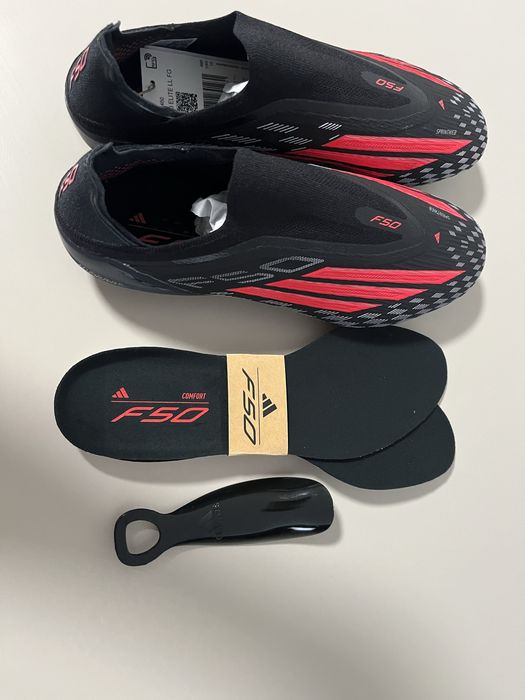 Бутонки: Adidas F50 ELITE LACELESS FG - Firm-ground football boots - core black lucid red core black
