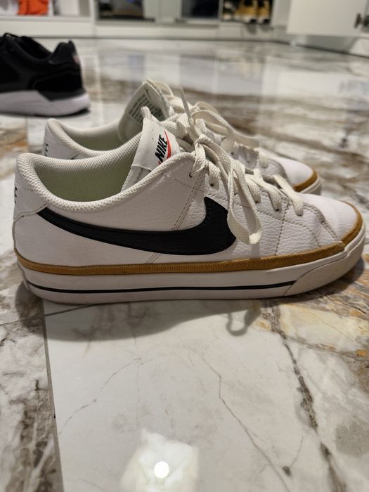 Обувки Nike Court Legacy