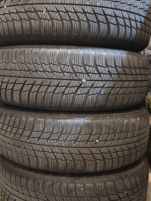 Anvelope Iarna Bridgestone Blizzak LM001 185/65 R15 rulate aprox. 15000km profil 6-7 mm