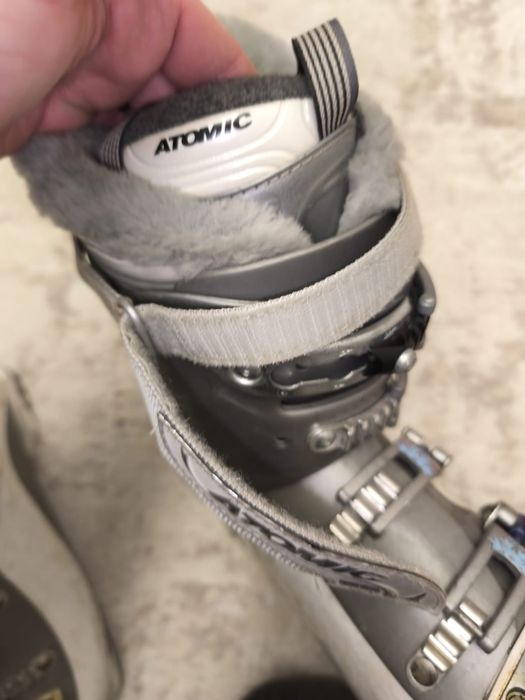 Vând clăpari Atomic