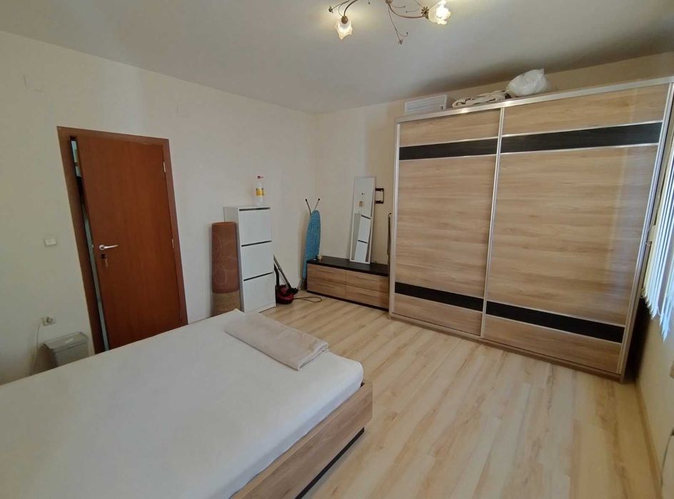 Продава се Двустаен апартамент в Варна, Център - 67 кв.м за 1667 €/кв.м - Снимка #8
