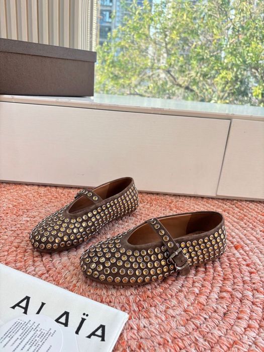 Alaia естествен велур