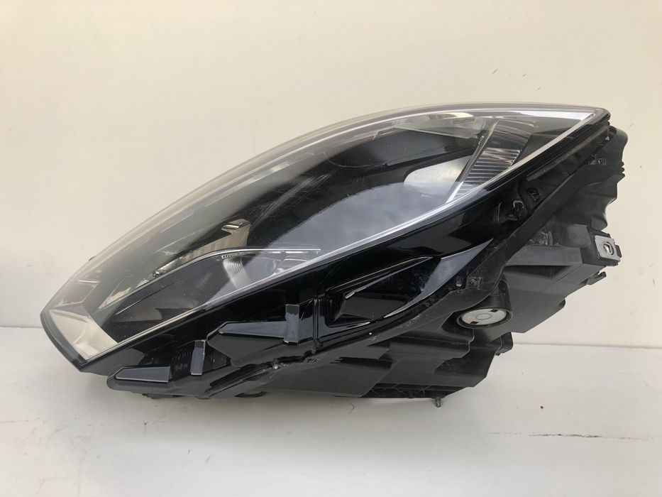 Far st /dr vw Passat B8 2015-2018