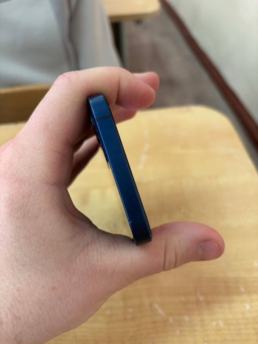 Аифон 12 в хорошем состоянии