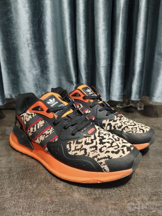 Оригинальные кроссовки Adidas