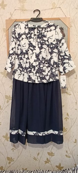 Платье для женщины