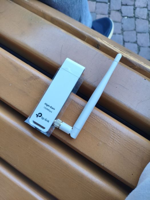 Wifi адаптер tp link 150 мб/с  частота 2.4 ГГс