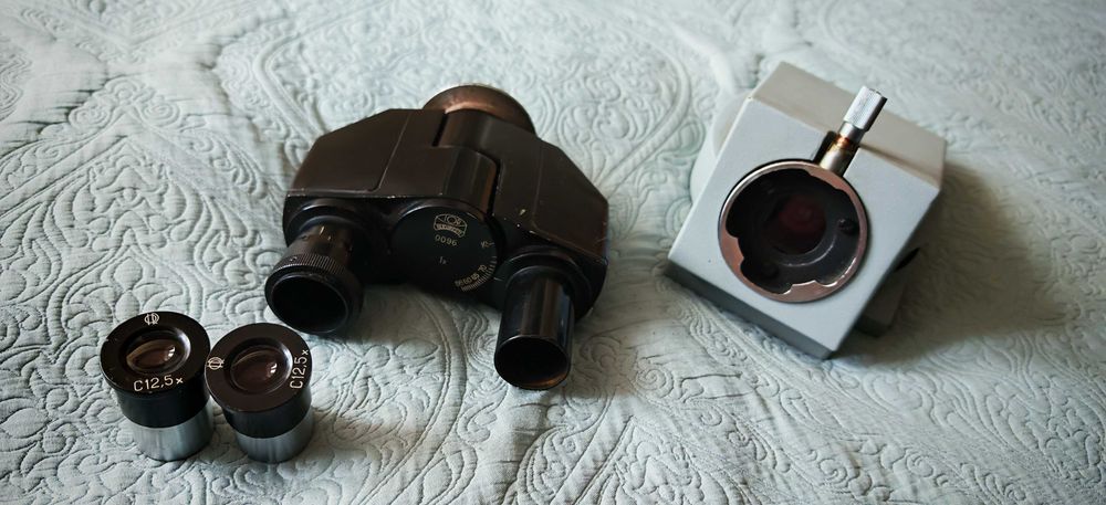 Piese microscop IOR București, probabil MC7, cap binocular + revolver obiective + modul optic