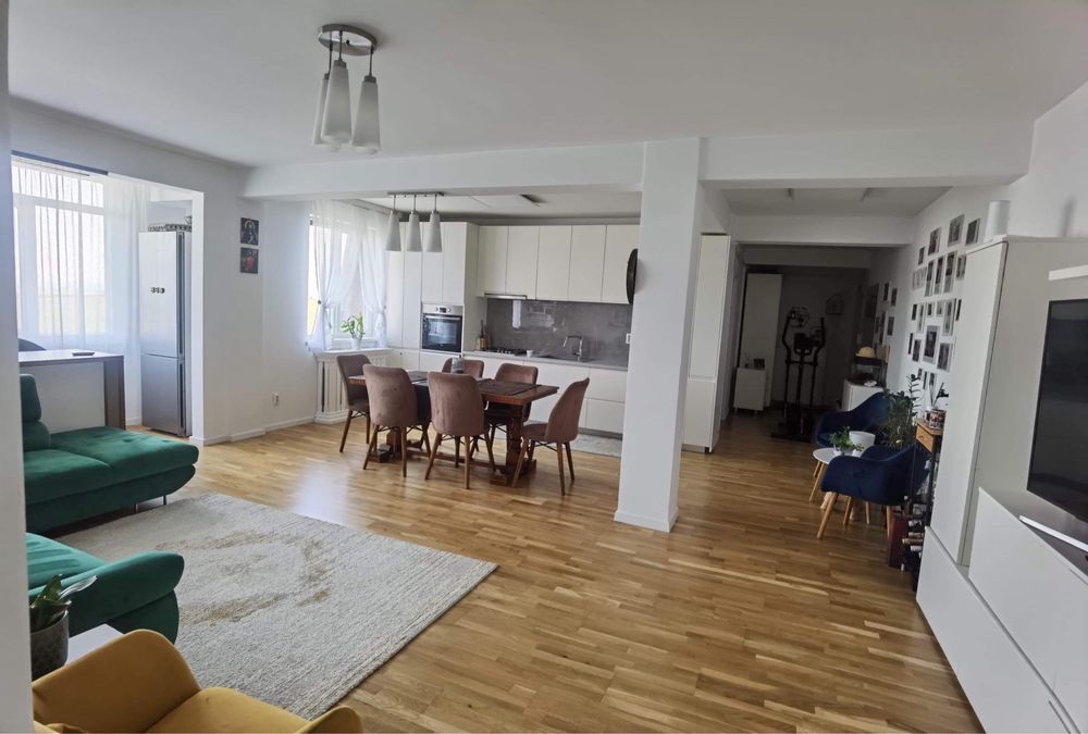 Apartament de vanzare obcini  zona Coramed