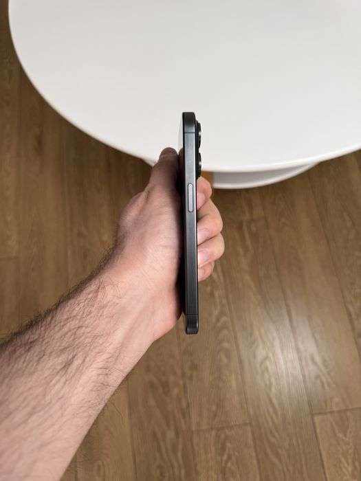 iPhone 15 Pro Black Titanium Impecabil