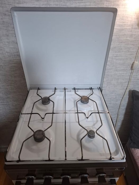 Продам газплиту Карпаты 12